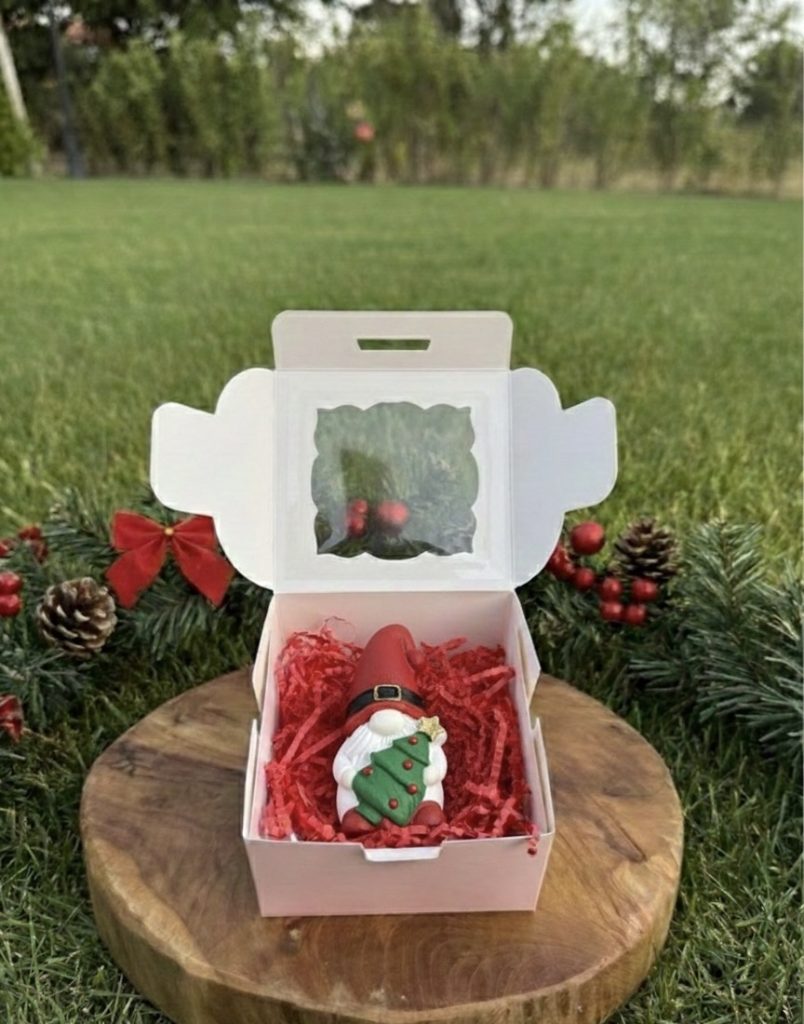 Луксозна Коледна Подаръчна Свещ- Джудже